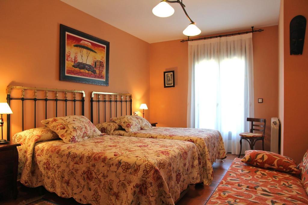 Hotel Los Arrenes De Таранкуэнья Номер фото